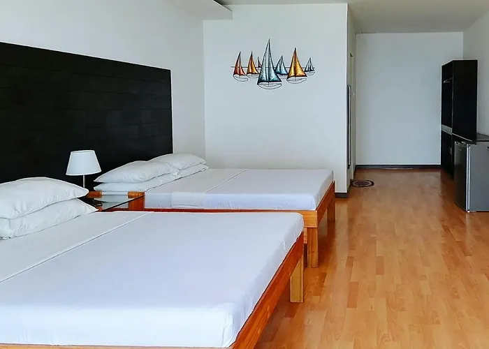 Reddoorz Cebu Club Fort Med Inc Hotel 3*